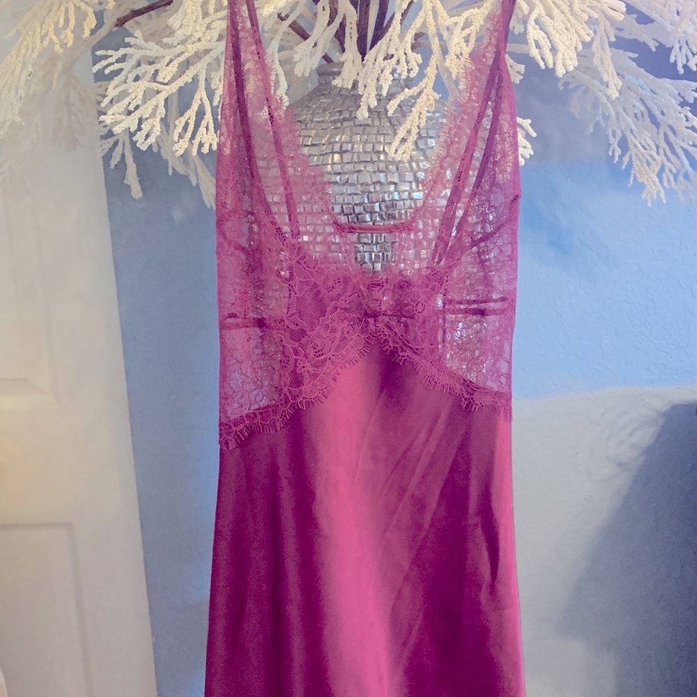 Victoria Secrets Large Mini Beautiful Lace Gown